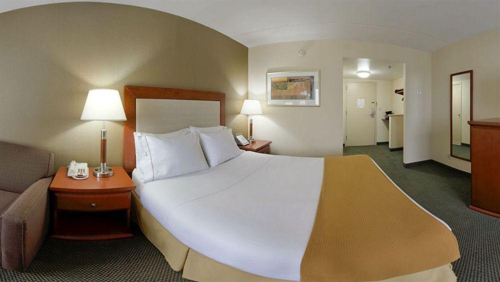 Holiday Inn Express Exton - Great Valley By Ihg Bagian luar foto