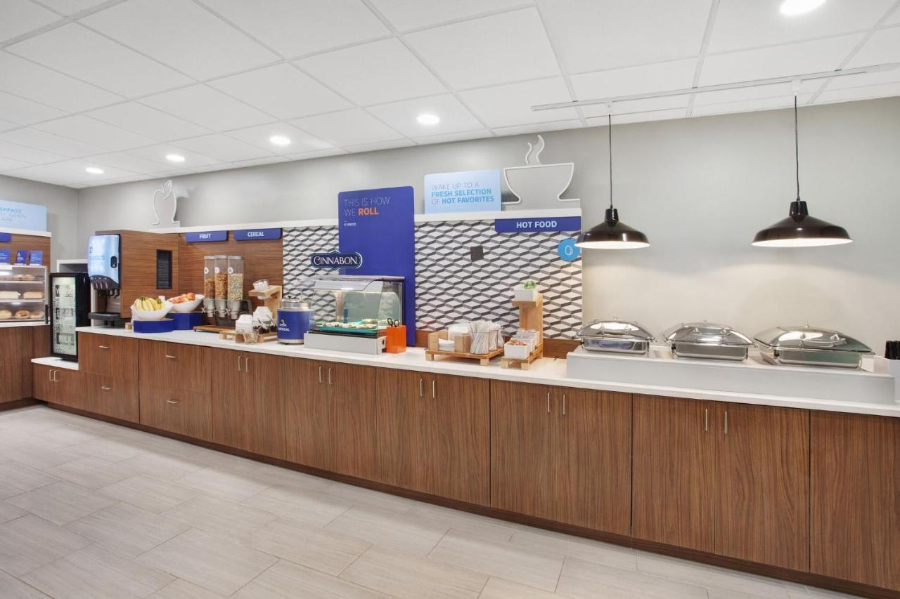 Holiday Inn Express Exton - Great Valley By Ihg Bagian luar foto